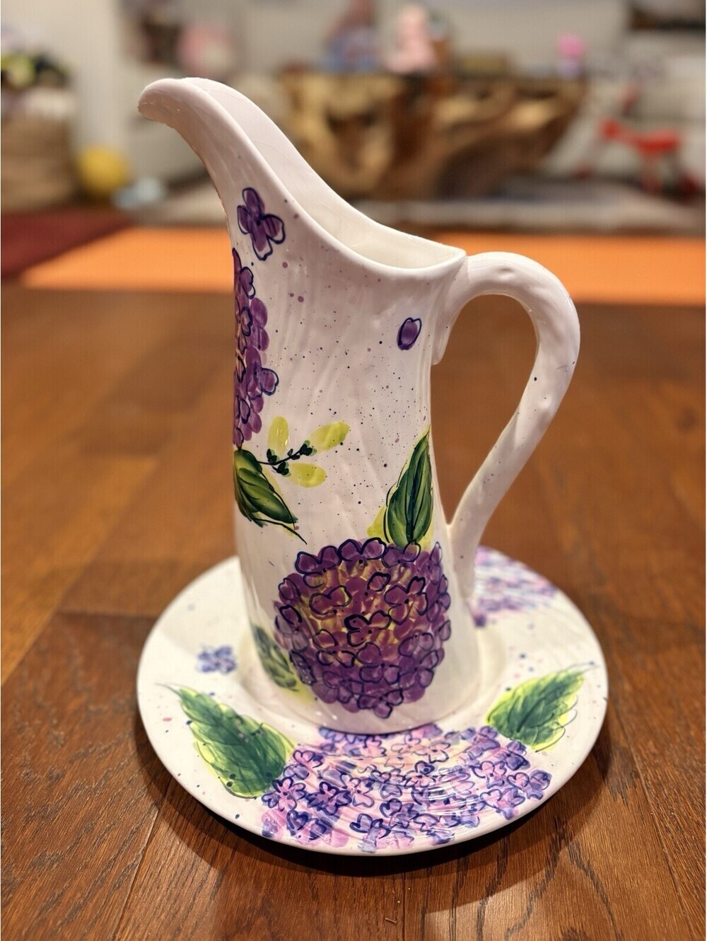 Bella Casa by Ganz Hydrangeas Handpainted Stretch Vase And Matching Plate